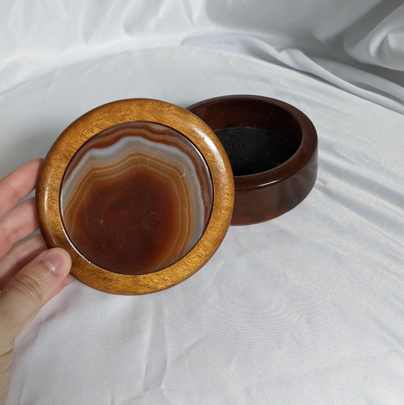 ‼️ SOLD Vintage Wooden Agate Geode Top Lidded Box - Picture 3 of 4